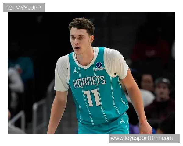 卡尔克布伦纳延续高效表现6投4中贡献13分7篮板领衔联盟命中率 卡尔克布伦纳延续高效表现6投4中贡献13分7篮板领衔联盟命中率