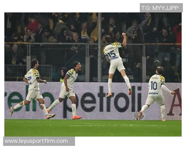 意甲主席透露米兰对科莫海外赛进展顺利期待引入VAR挑战机制