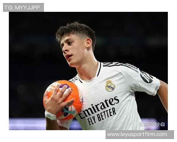 马克莱莱坦言对马尔基尼奥斯加盟皇马的渴望巴黎不愿放人 马克莱莱坦言对马尔基尼奥斯加盟皇马的渴望巴黎不愿放人