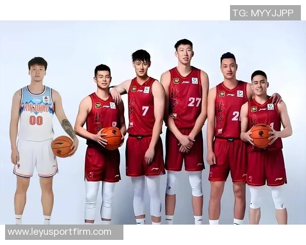 小曾重返CBA首钢阵容周琦赵睿曾凡博陈盈骏携手出战